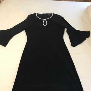 Black Tommy Hilfiger dress with white piping. EUC